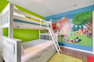 Children's theme room