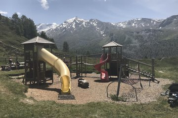 Children's play area - outdoor