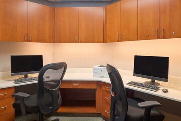 Business Center 41 of 41