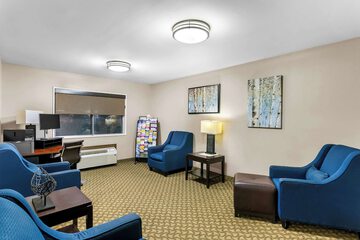 Business Center 38 of 38