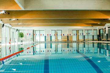 Exercise/lap pool
