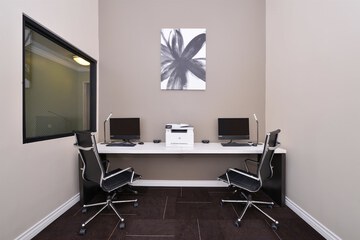 Business Center 37 of 37