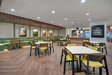 Breakfast/Coffee Service 33 of 39