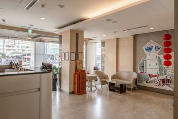 Reception hall