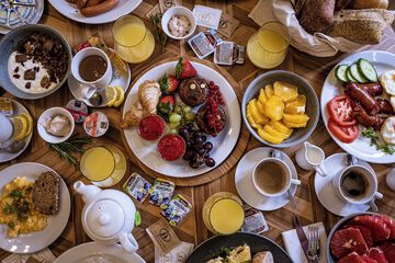 Breakfast buffet