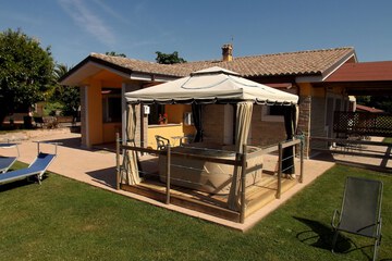 Gazebo