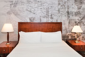 DoubleTree Suites by Hilton Hotel Philadelphia West