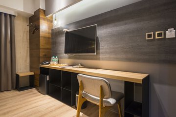 In-room business center