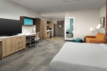 Room 25 of 41