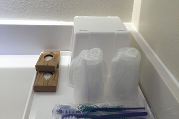 Bathroom amenities