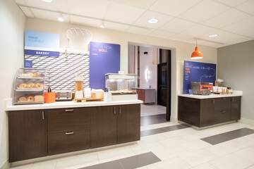 Breakfast/Coffee Service 62 of 66