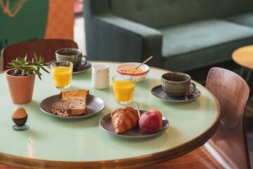 Breakfast meal