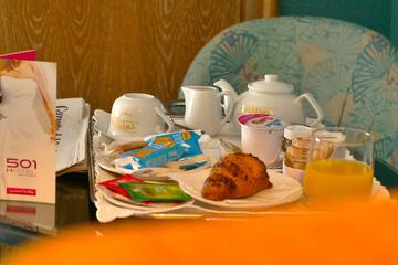 Breakfast meal