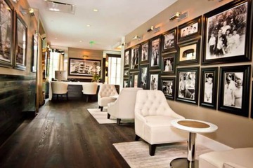 Concierge desk