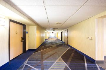 Ballroom/Hall 142 of 150