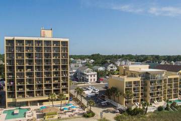Best Western Ocean Sands Beach Resort