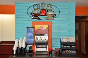 Breakfast/Coffee Service 39 of 43