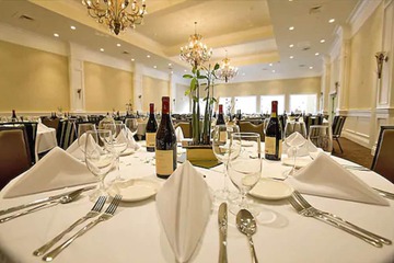 Ballroom/Hall 34 of 48