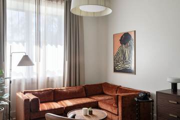 Room 22 of 37