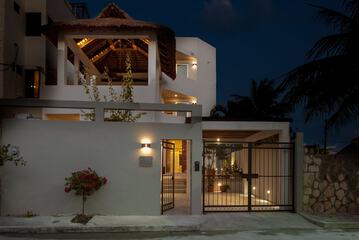 Front of property - evening/night