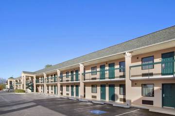 Days Inn by Wyndham Lexington / Columbia