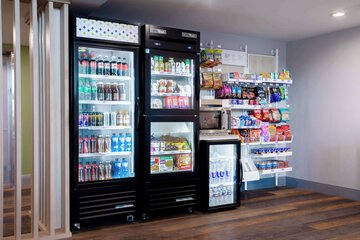 Snack bar