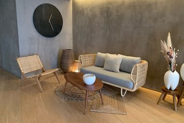 Spa reception