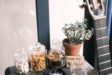Snack bar