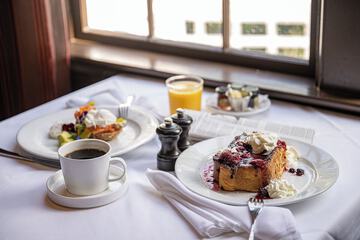 Breakfast meal