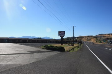 Property Grounds 101 of 107