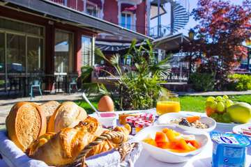Breakfast area