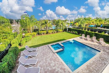 Private pool