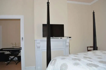 guest_rooms