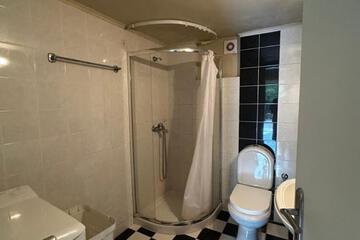 Photo 28