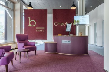 Check-in/check-out kiosk