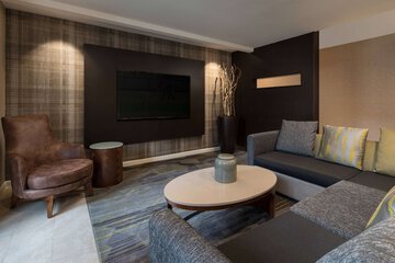Hotel Interior 5 of 41