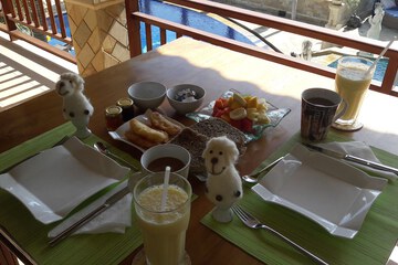Breakfast meal