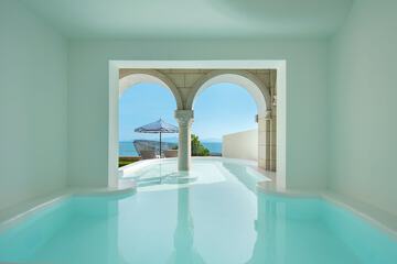 Private pool