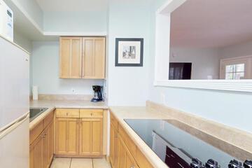 Photo 33