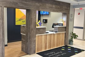 Hotel Interior 5 of 27