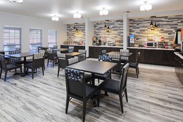 Breakfast/Coffee Service 23 of 25