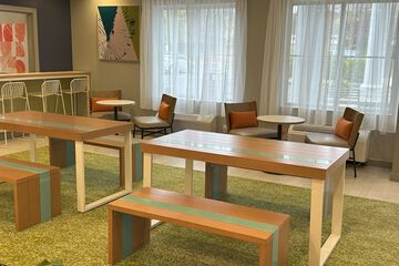 Hotel Interior 7 of 27