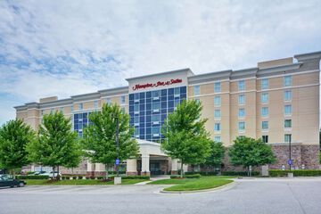Hampton Inn & Suites Raleigh / Crabtree Valley