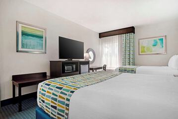 Room 30 of 38