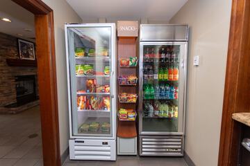 Snack bar