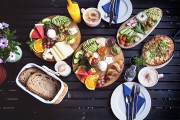 Breakfast meal