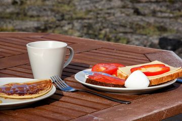 Breakfast meal