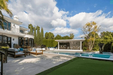pool