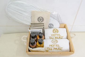 Bathroom amenities