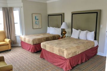 Room 10 of 39